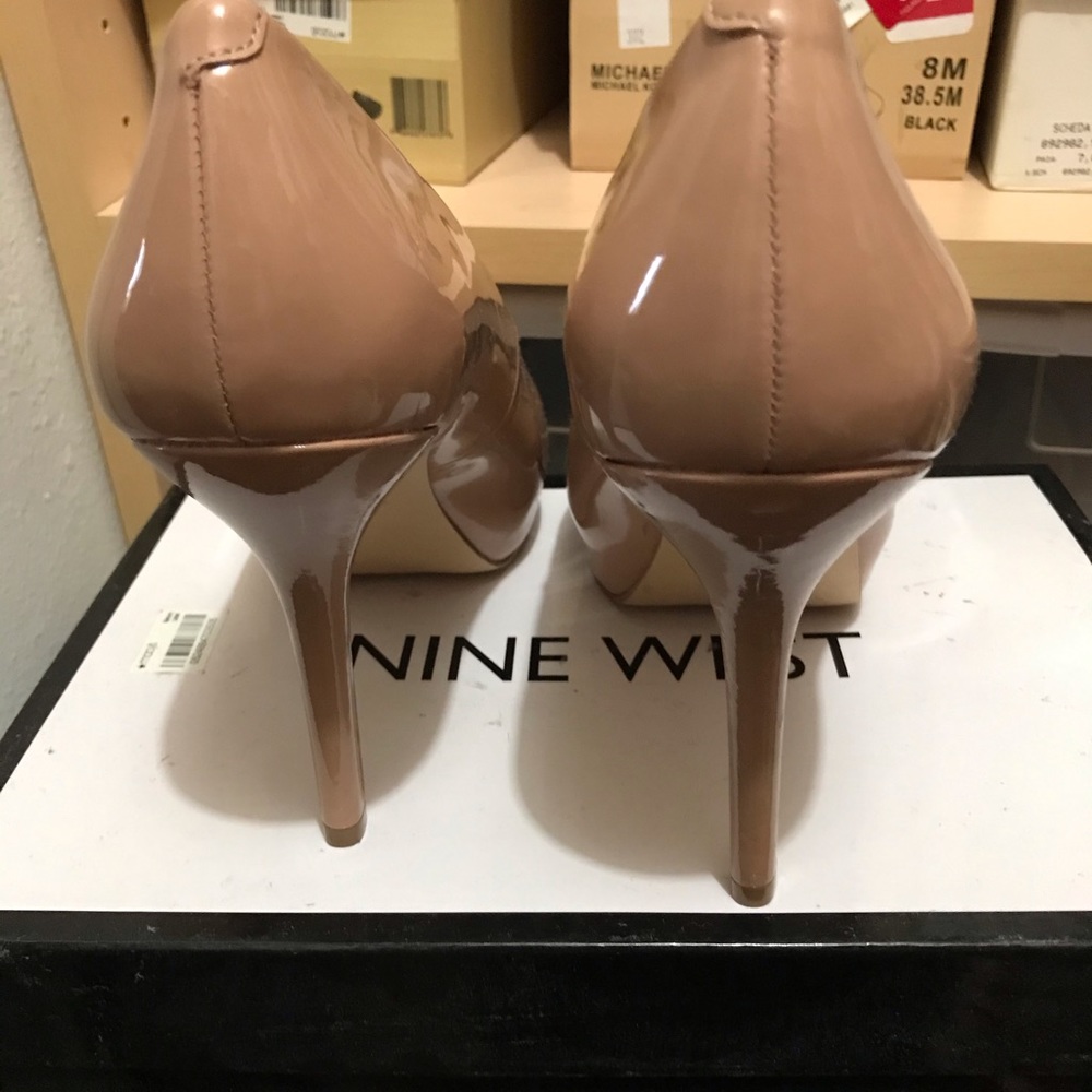 Nine West - Picture 3 of 6